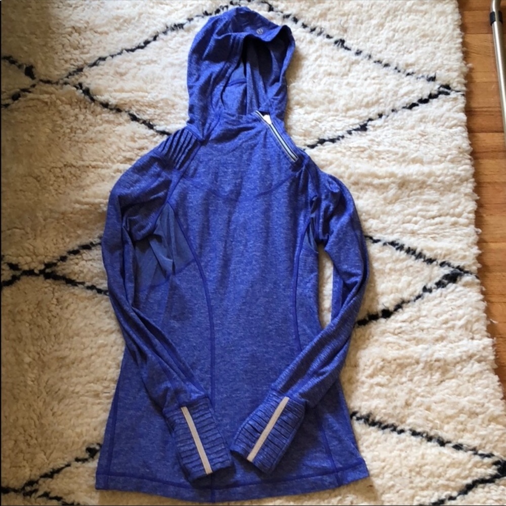 Lululemon blue zip neck pullover